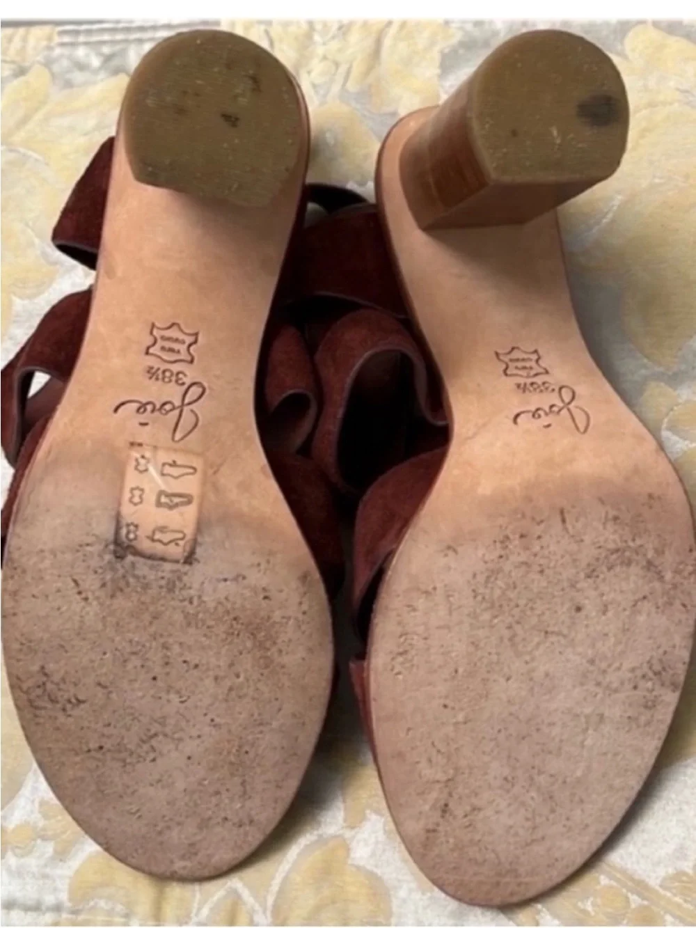 Joie Avery Burgundy Suede Strappy Block Heels Size 38.5/8.5
